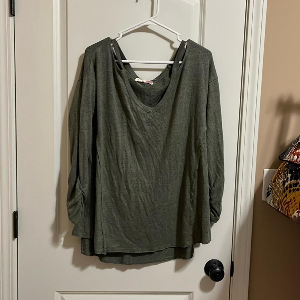 Long sleeve signify cold shoulder top